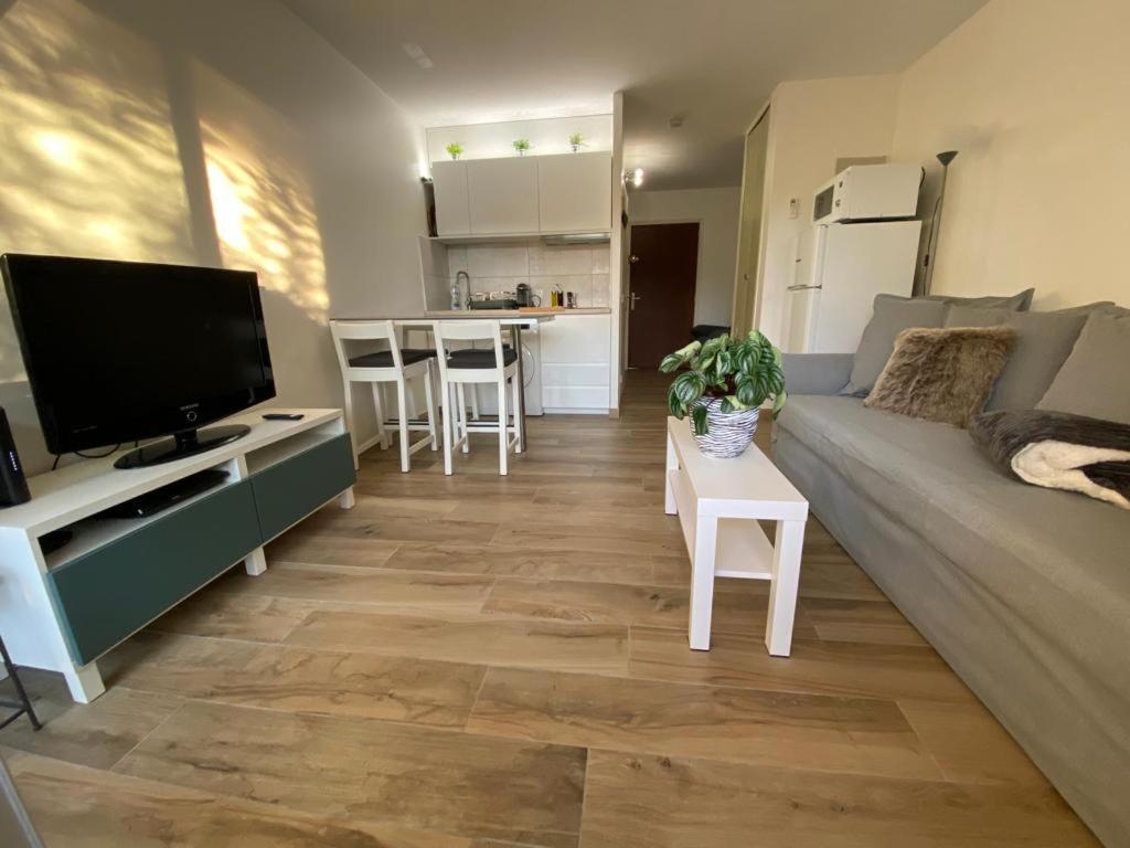 Proche Centre Sanary Studio Climatise 4 Personnes Exterior photo